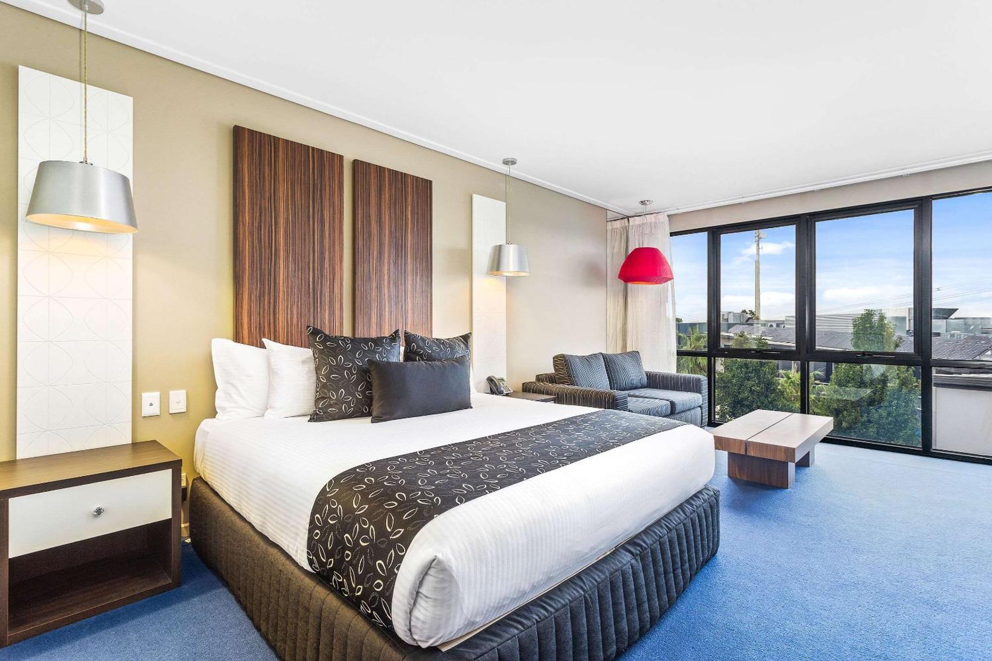 Quality Hotel Taylors Lakes Buitenkant foto