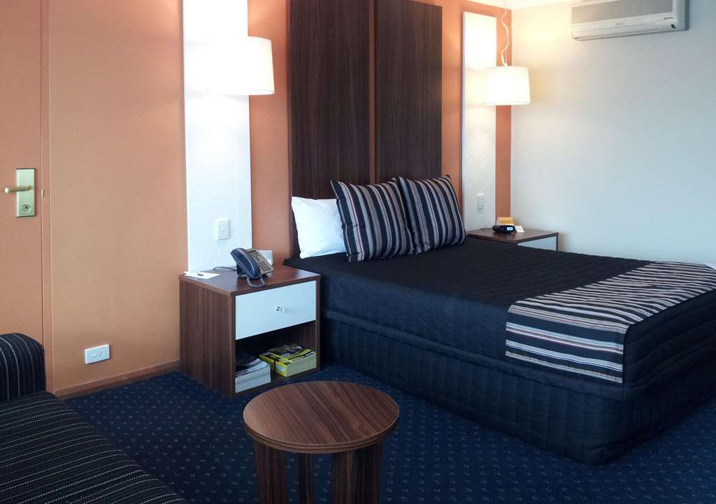 Quality Hotel Taylors Lakes Kamer foto
