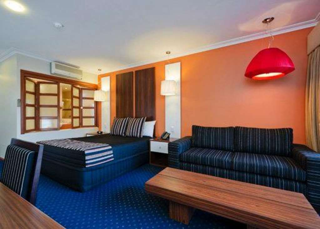 Quality Hotel Taylors Lakes Kamer foto