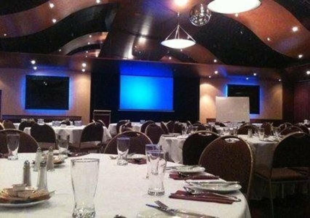 Quality Hotel Taylors Lakes Buitenkant foto