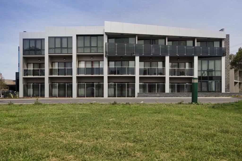 Quality Hotel Taylors Lakes Buitenkant foto